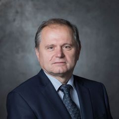 0P2_Dr. Józsa L_Foto2
